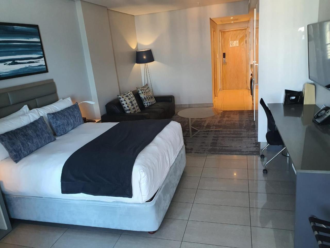 Pearls Full Sea View Luxury Studio - Self Catering Durban Buitenkant foto