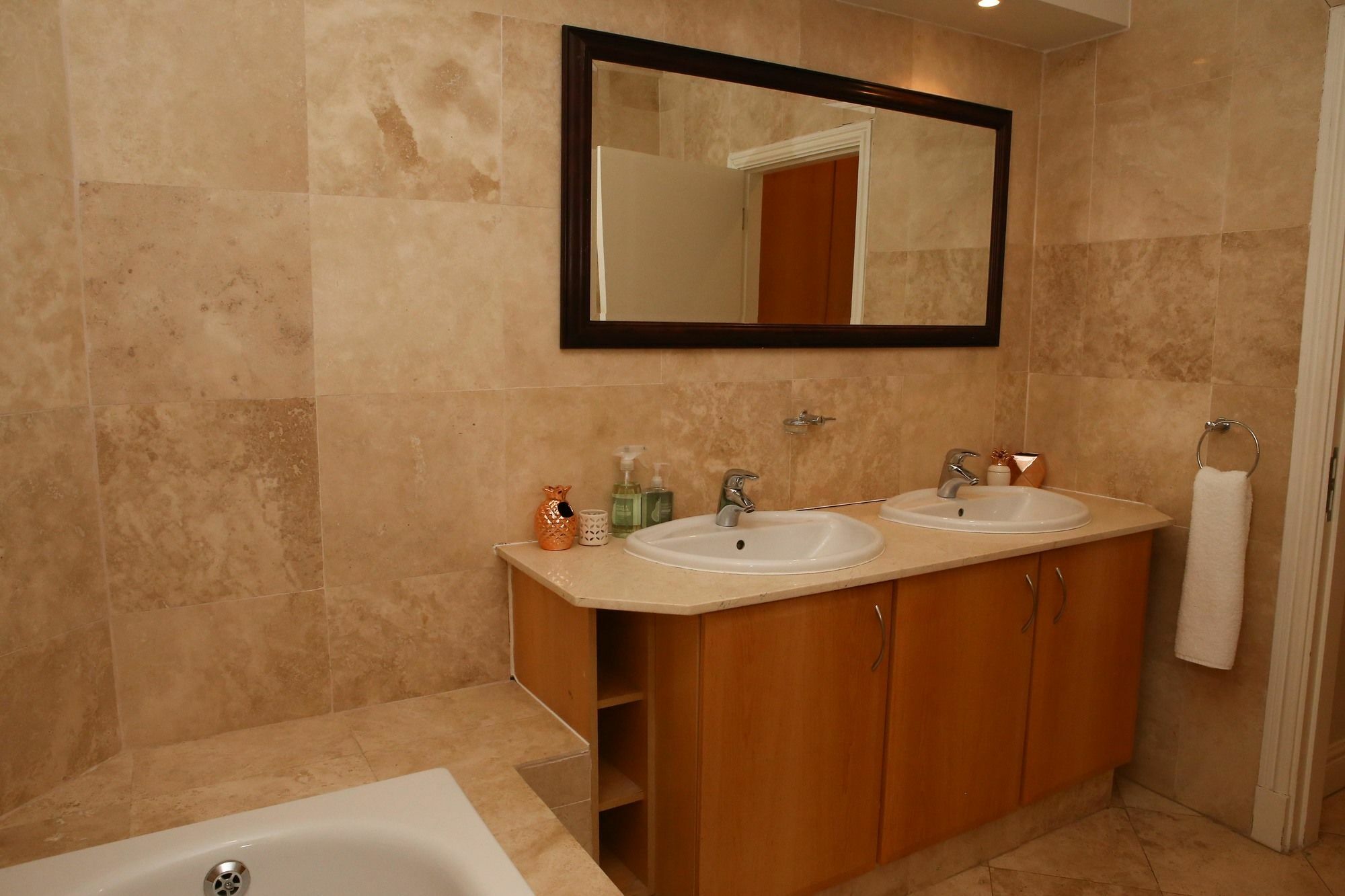Pearls Full Sea View Luxury Studio - Self Catering Durban Buitenkant foto
